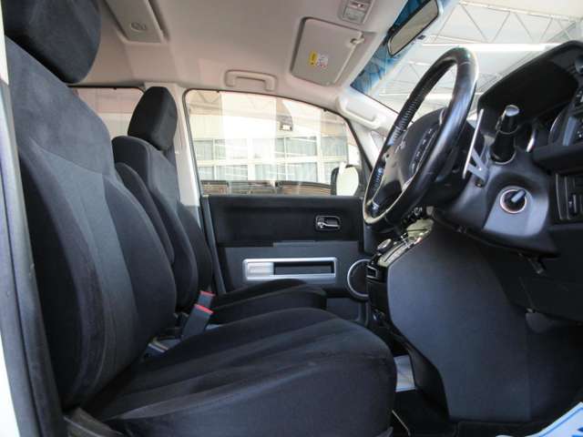 三菱 デリカ　Ｄ：５ ２．２ Ｄ パワーパッケージ ディーゼルターボ ４ＷＤ H29年 (関東) 99