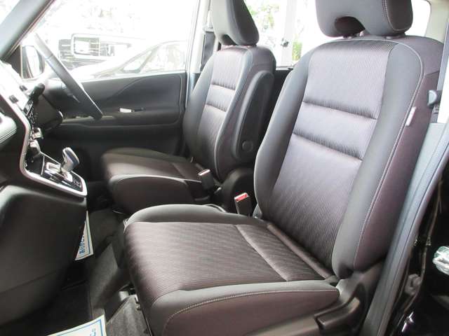 日産 セレナ １．２ Ｅ－ＰＯＷＥＲ ハイウェイスター Ｖ H30年 (関東) 99