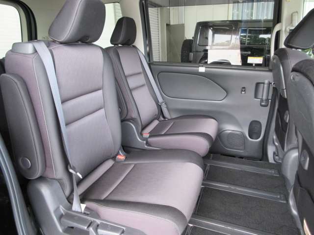 日産 セレナ １．２ Ｅ－ＰＯＷＥＲ ハイウェイスター Ｖ H30年 (関東) 99