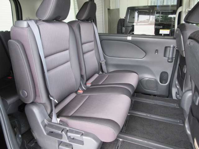 日産 セレナ １．２ Ｅ－ＰＯＷＥＲ ハイウェイスター Ｖ H30年 (関東) 99