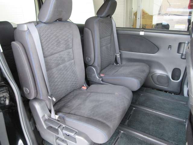 日産 セレナ １．２ Ｅ－ＰＯＷＥＲ ＡＵＴＥＣＨ H30年 (関東) 99