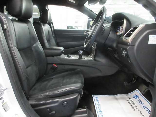 ジープ グランドチェロキー アルティチュード ４ＷＤ H27年 (関東) 99