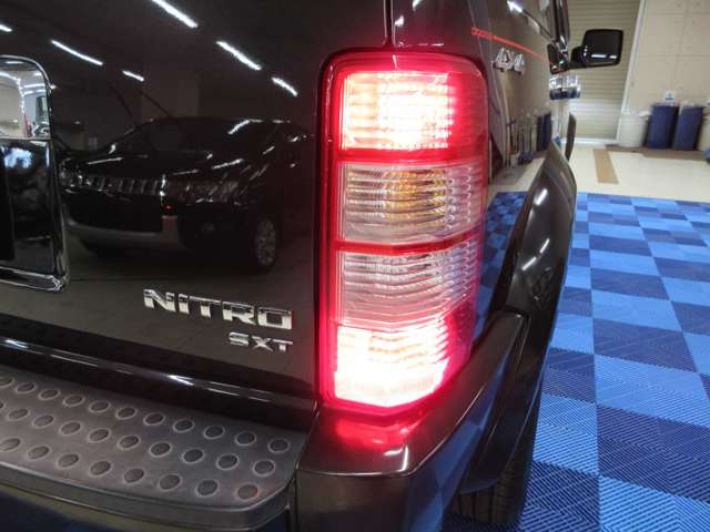 ダッジ ナイトロ ＳＸＴ H22年 (関東) 99