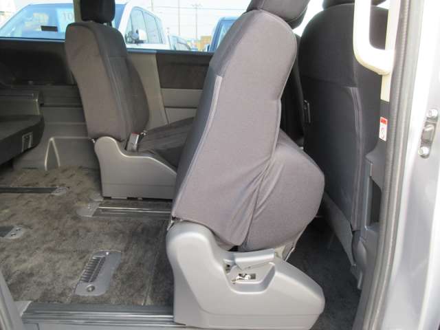 三菱 デリカ　Ｄ：５ ２．２ Ｄ パワーパッケージ ディーゼルターボ ４ＷＤ H27年 (関東) 99