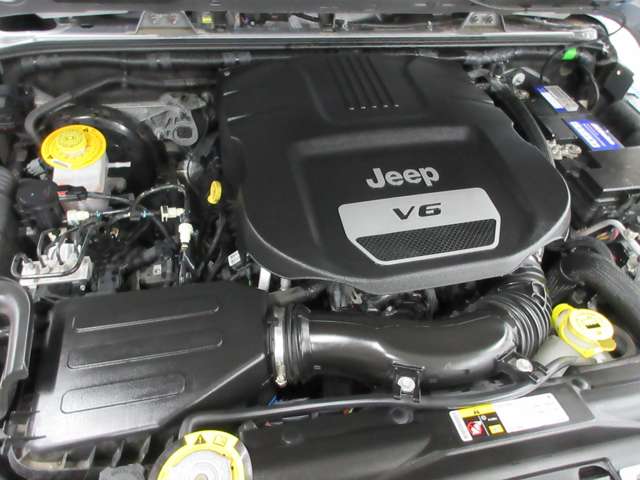 ジープ ラングラー　アンリミテッド アンリミテッド サハラ ４ＷＤ H30年 (関東) 99
