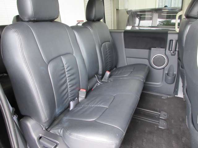 三菱 デリカ　Ｄ：５ ２．４ Ｇ パワーパッケージ ４ＷＤ H23年 (関東) 99