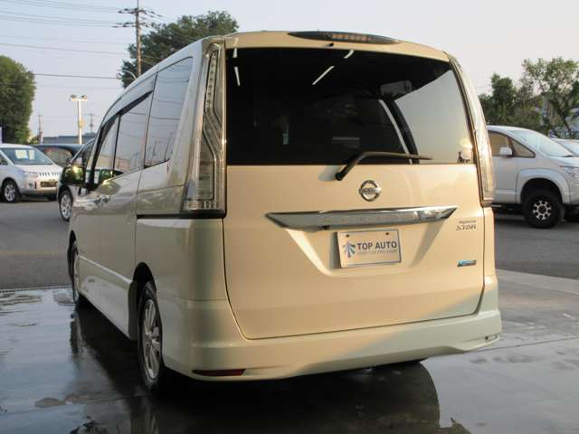 日産 セレナ ２．０ ハイウェイスター Ｓ－ＨＹＢＲＩＤ H26年 (関東) 99