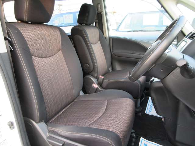 日産 セレナ ２．０ ハイウェイスター Ｓ－ＨＹＢＲＩＤ H26年 (関東) 99