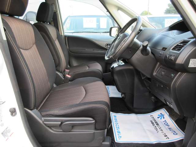 日産 セレナ ２．０ ハイウェイスター Ｓ－ＨＹＢＲＩＤ H26年 (関東) 99
