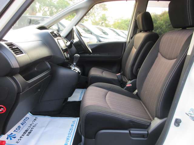 日産 セレナ ２．０ ハイウェイスター Ｓ－ＨＹＢＲＩＤ H26年 (関東) 99