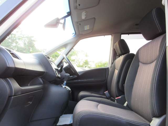 日産 セレナ ２．０ ハイウェイスター Ｓ－ＨＹＢＲＩＤ H26年 (関東) 99