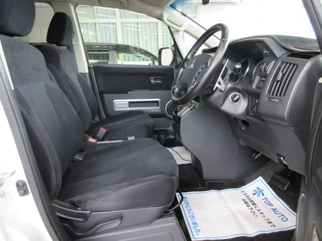 三菱 デリカ　Ｄ：５ ２．２ Ｄ パワーパッケージ ディーゼルターボ ４ＷＤ H26年 (関東) 99