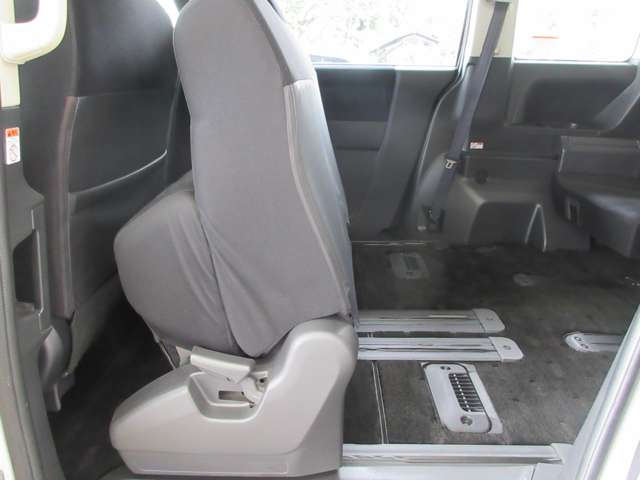 三菱 デリカ　Ｄ：５ ２．２ Ｄ パワーパッケージ ディーゼルターボ ４ＷＤ H26年 (関東) 99