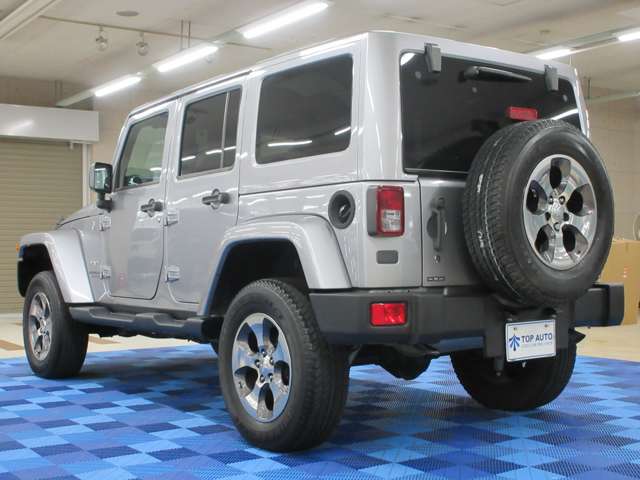 ジープ ラングラー　アンリミテッド アンリミテッド サハラ ４ＷＤ H29年 (関東) 99