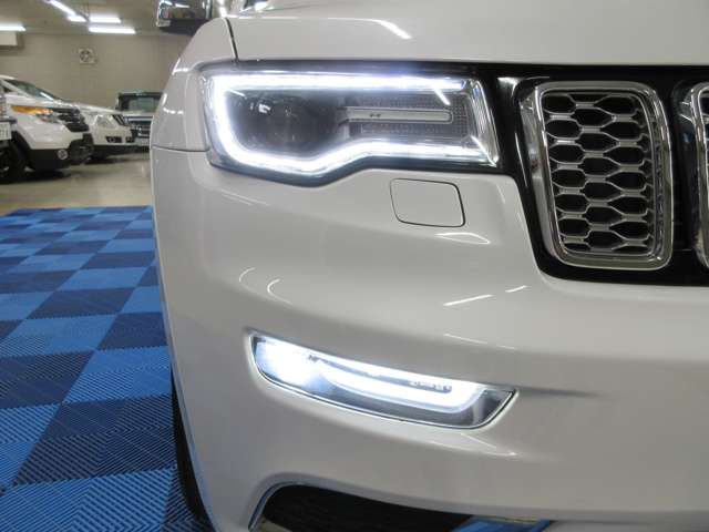 ジープ グランドチェロキー サミット ４ＷＤ R1年 (関東) 99