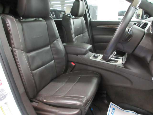 ジープ グランドチェロキー サミット ４ＷＤ R1年 (関東) 99