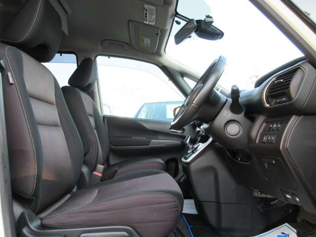 日産 セレナ １．２ Ｅ－ＰＯＷＥＲ ハイウェイスター Ｖ H30年 (関東) 99