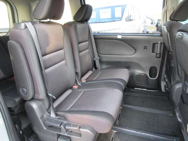 日産 セレナ １．２ Ｅ－ＰＯＷＥＲ ハイウェイスター Ｖ H30年 (関東) 99