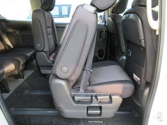 日産 セレナ １．２ Ｅ－ＰＯＷＥＲ ハイウェイスター Ｖ H30年 (関東) 99