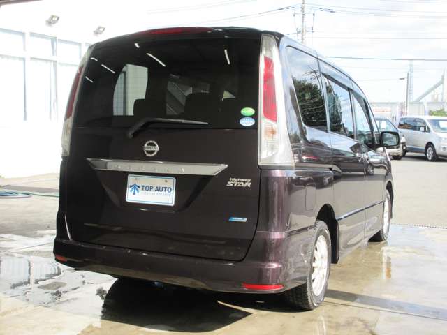 日産 セレナ ２．０ ハイウェイスター Ｖセレクション ４ＷＤ H25年 (関東) 99