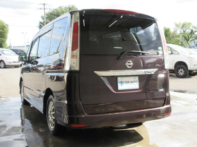 日産 セレナ ２．０ ハイウェイスター Ｖセレクション ４ＷＤ H25年 (関東) 99