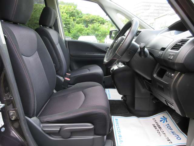 日産 セレナ ２．０ ハイウェイスター Ｖセレクション ４ＷＤ H25年 (関東) 99