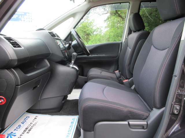 日産 セレナ ２．０ ハイウェイスター Ｖセレクション ４ＷＤ H25年 (関東) 99