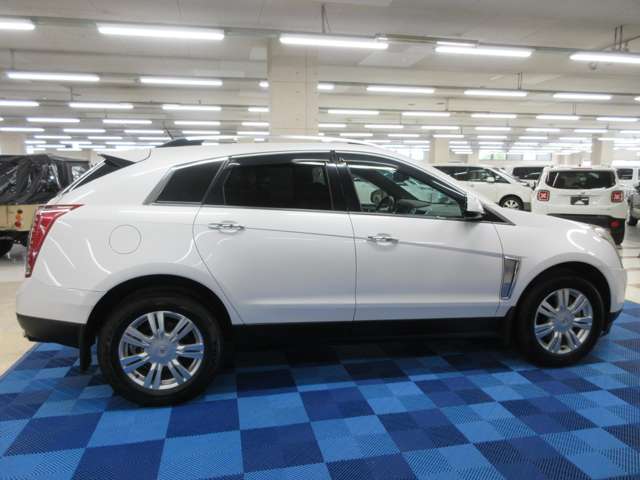 キャデラック ＳＲＸ　クロスオーバー ラグジュアリー ４ＷＤ H27年 (関東) 99