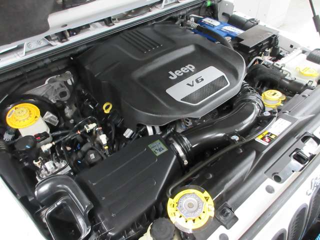 ジープ ラングラー　アンリミテッド アンリミテッド サハラ ４ＷＤ H27年 (関東) 99