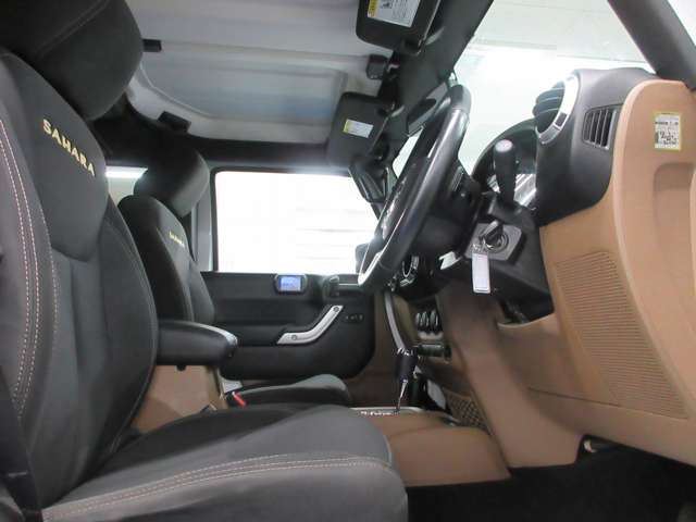 ジープ ラングラー　アンリミテッド アンリミテッド サハラ ４ＷＤ H27年 (関東) 99