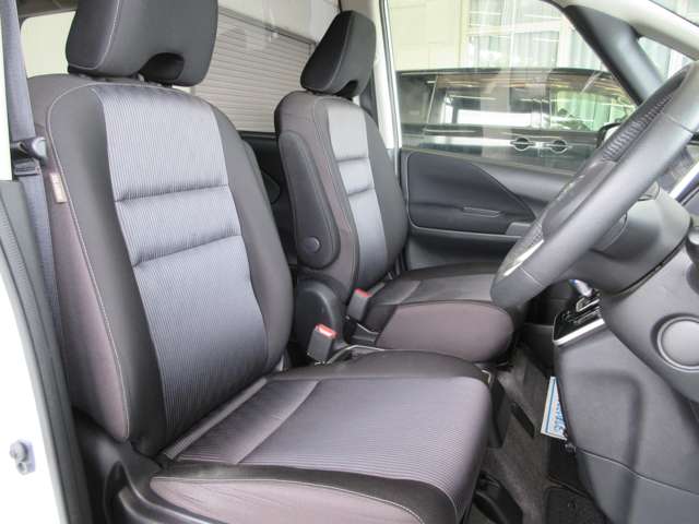 日産 セレナ １．２ Ｅ－ＰＯＷＥＲ ハイウェイスター Ｖ R1年 (関東) 99