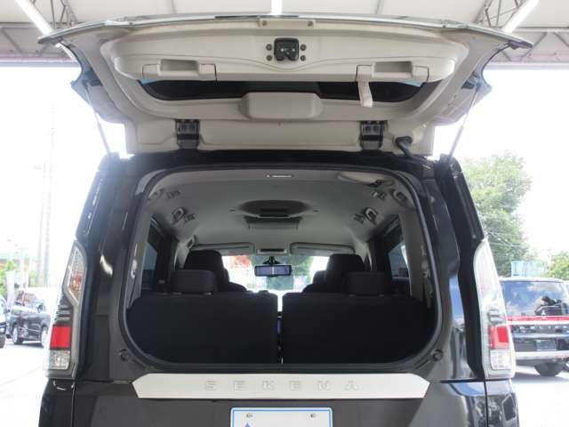 日産 セレナ １．２ Ｅ－ＰＯＷＥＲ ハイウェイスター Ｖ H30年 (関東) 99