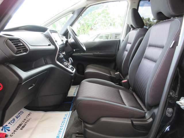 日産 セレナ １．２ Ｅ－ＰＯＷＥＲ ハイウェイスター Ｖ H30年 (関東) 99