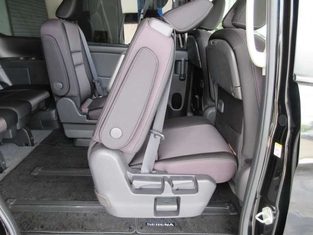 日産 セレナ １．２ Ｅ－ＰＯＷＥＲ ハイウェイスター Ｖ H30年 (関東) 99