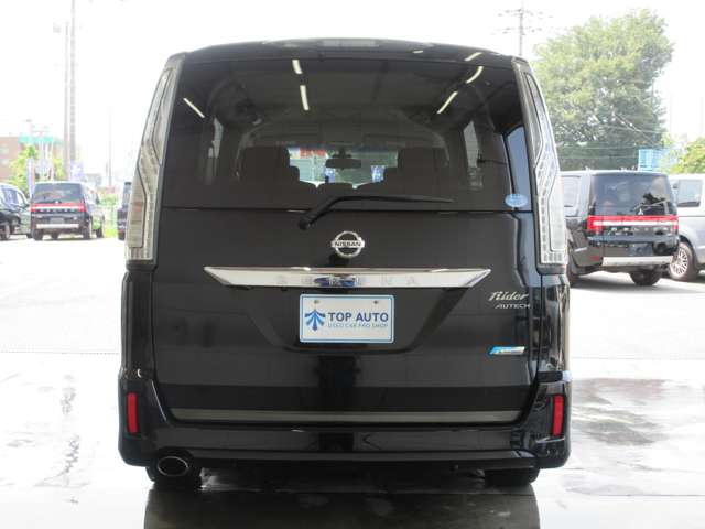 日産 セレナ ２．０ ライダー ブラックラインＺＺ Ｓ－ＨＹＢＲＩＤ H26年 (関東) 99