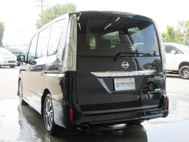 日産 セレナ ２．０ ライダー ブラックラインＺＺ Ｓ－ＨＹＢＲＩＤ H26年 (関東) 99