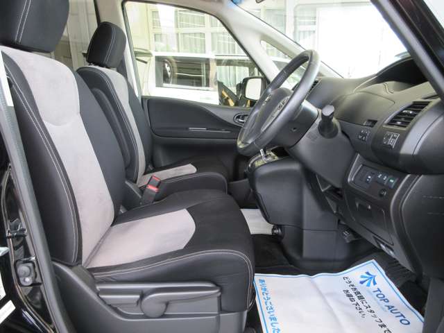 日産 セレナ ２．０ ライダー ブラックラインＺＺ Ｓ－ＨＹＢＲＩＤ H26年 (関東) 99