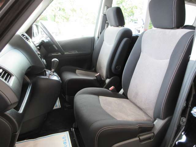 日産 セレナ ２．０ ライダー ブラックラインＺＺ Ｓ－ＨＹＢＲＩＤ H26年 (関東) 99