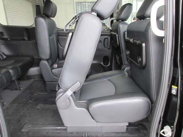 日産 セレナ ２．０ ハイウェイスター Ｖセレクション＋ＳＡＦＥＴＹＩＩ Ｓ－ＨＹＢＲＩＤ H27年 (関東) 99