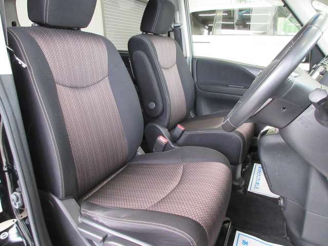 日産 セレナ ２．０ ハイウェイスター Ｖセレクション＋ＳＡＦＥＴＹ Ｓ－ＨＹＢＲＩＤ アドバンストセーフティ ＰＫＧ H27年 (関東) 99