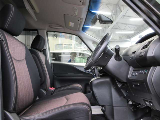 日産 セレナ ２．０ ハイウェイスター Ｖセレクション＋ＳＡＦＥＴＹ Ｓ－ＨＹＢＲＩＤ アドバンストセーフティ ＰＫＧ H27年 (関東) 99