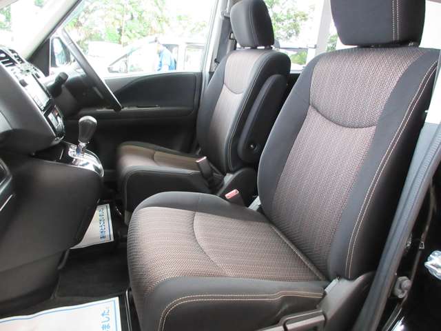 日産 セレナ ２．０ ハイウェイスター Ｖセレクション＋ＳＡＦＥＴＹ Ｓ－ＨＹＢＲＩＤ アドバンストセーフティ ＰＫＧ H27年 (関東) 99