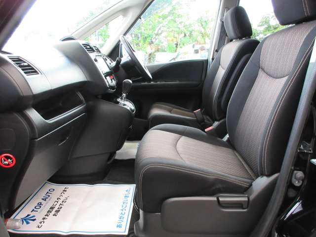 日産 セレナ ２．０ ハイウェイスター Ｖセレクション＋ＳＡＦＥＴＹ Ｓ－ＨＹＢＲＩＤ アドバンストセーフティ ＰＫＧ H27年 (関東) 99
