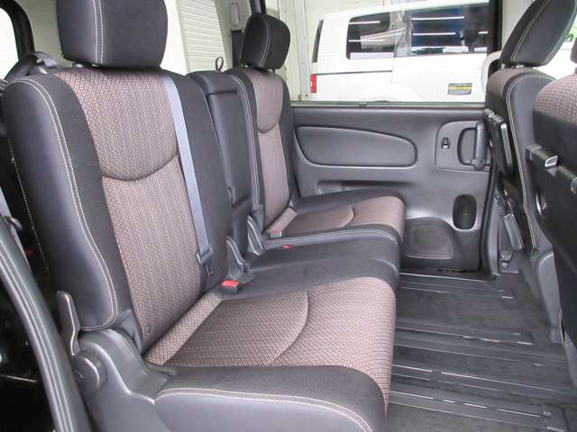 日産 セレナ ２．０ ハイウェイスター Ｖセレクション＋ＳＡＦＥＴＹ Ｓ－ＨＹＢＲＩＤ アドバンストセーフティ ＰＫＧ H27年 (関東) 99