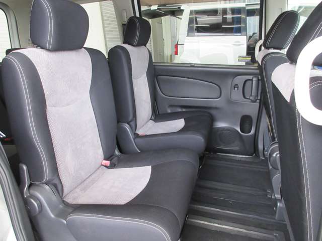 日産 セレナ ２．０ ライダー H23年 (関東) 99