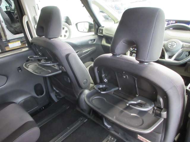 日産 セレナ １．２ Ｅ－ＰＯＷＥＲ ハイウェイスター Ｖ H30年 (関東) 99
