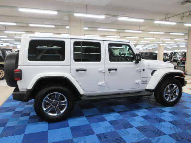 ジープ ラングラー　アンリミテッド アンリミテッド サハラ ２．０Ｌ ４ＷＤ R2年 (関東) 99