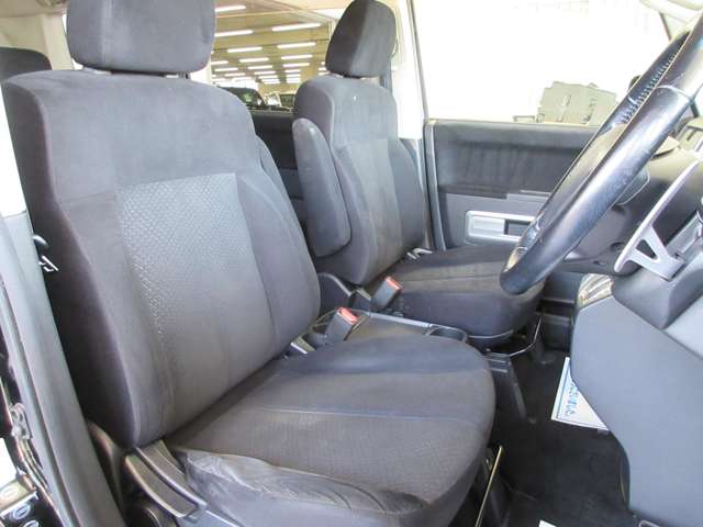 三菱 デリカ　Ｄ：５ ２．２ Ｄ パワーパッケージ ディーゼルターボ ４ＷＤ H25年 (関東) 99