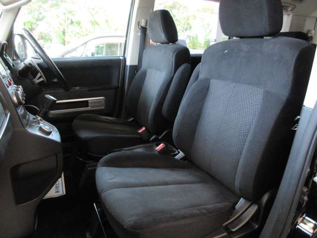 三菱 デリカ　Ｄ：５ ２．２ Ｄ パワーパッケージ ディーゼルターボ ４ＷＤ H25年 (関東) 99