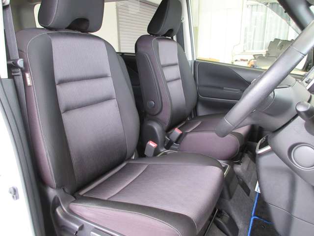 日産 セレナ １．２ Ｅ－ＰＯＷＥＲ ハイウェイスター Ｖ R1年 (関東) 99